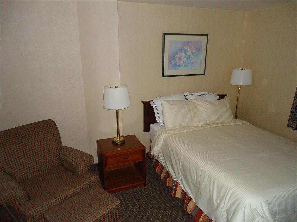 Econo Lodge Sudbury Exterior foto